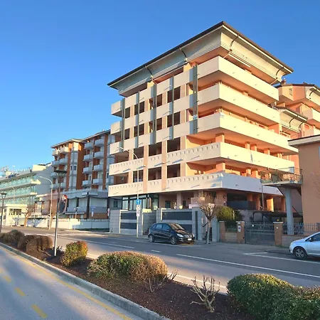 Capitol グラード