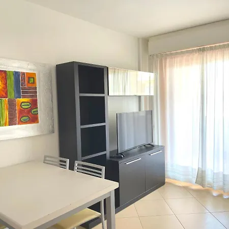 Lägenhet Capitol Holiday Apartments Grado